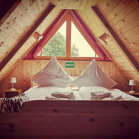 Am Radwanderweg Holiday home *